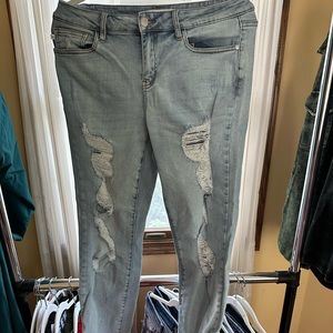 EUC Judy Blue distressed boyfriend jeans sz 9